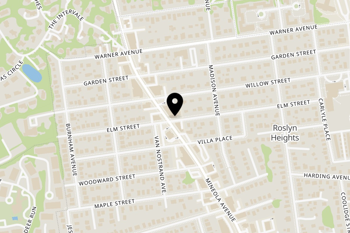 Map showing the location of Chicken Kebab on 92 Mineola Ave in Roslyn Heights